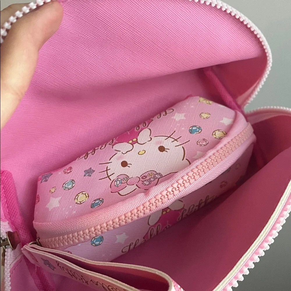 Hello Kitty Pink Starry Cosmetics Bag set (2)